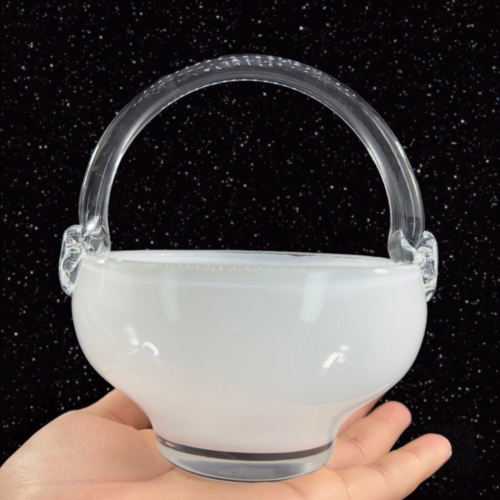 Tarnowiec White Glass Basket Vase Bowl With Snail Handle Made In‎ Poland VTG